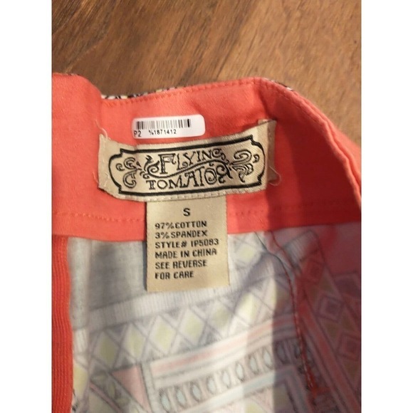 Flying Tomato Free Market High Rise Multicolor Tribal Floral Print Boho Shorts - Picture 4 of 4